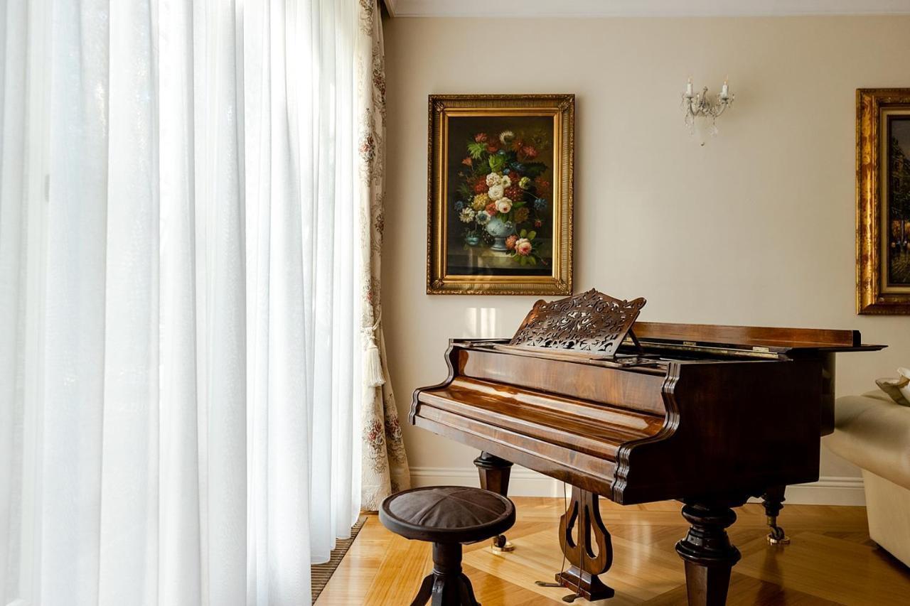Luxury Villa Indoor Pool Warsaw Magdalenka Εξωτερικό φωτογραφία